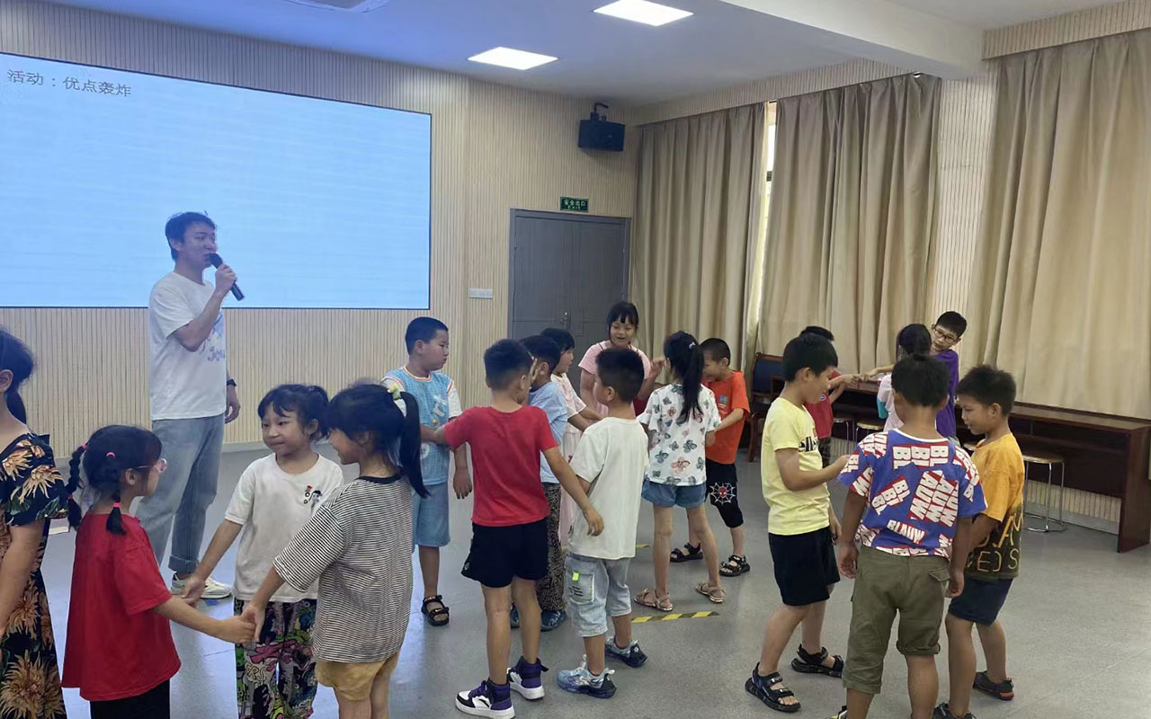 雁峰龙观乡中心学校